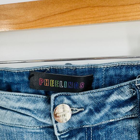 Pheelings Jeans Men’s 34 Blue Denim Skinny Fit Rainbow Gothic Logo Embroidered - Picture 3 of 12